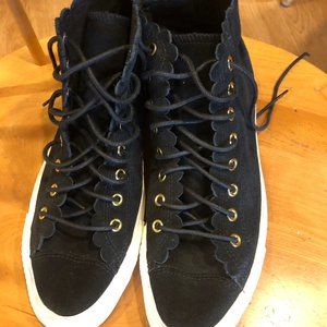 NuBuc Suede Leather Black HiTop Converse 9.5 Scallop edge